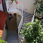 Apartament Orsan - Elegant With Private Terrace