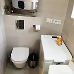 Apartament Orsan - Elegant With Private Terrace