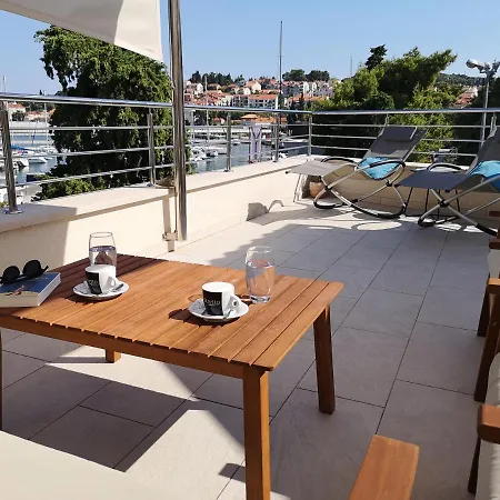 Orsan - Elegant With Private Terrace