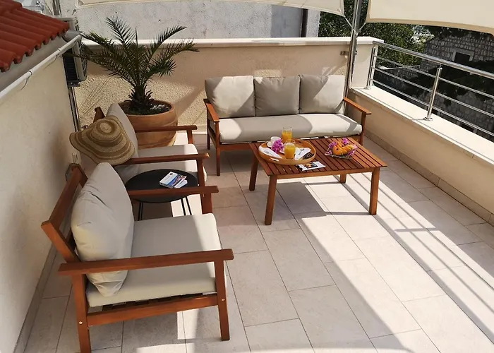 Orsan - Elegant With Private Terrace * Ragusa