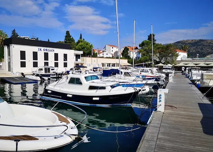 Orsan - Elegant With Private Terrace * Ragusa