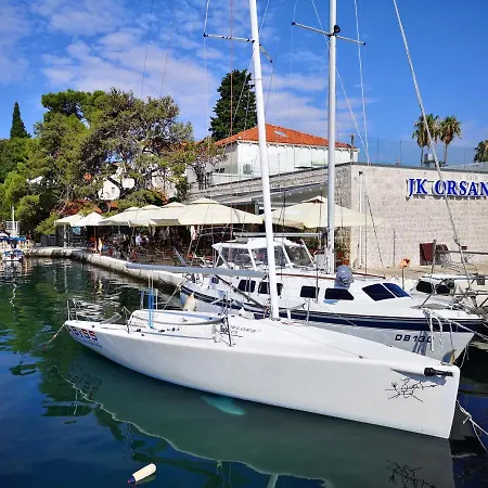 Orsan - Elegant With Private Terrace *